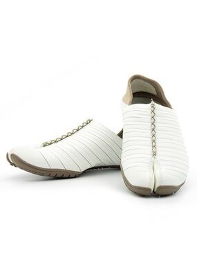 Super Rare NIKE Tabi Kembali Yoga Shoes Sneakers - Size 9 Split Toe Sneakers